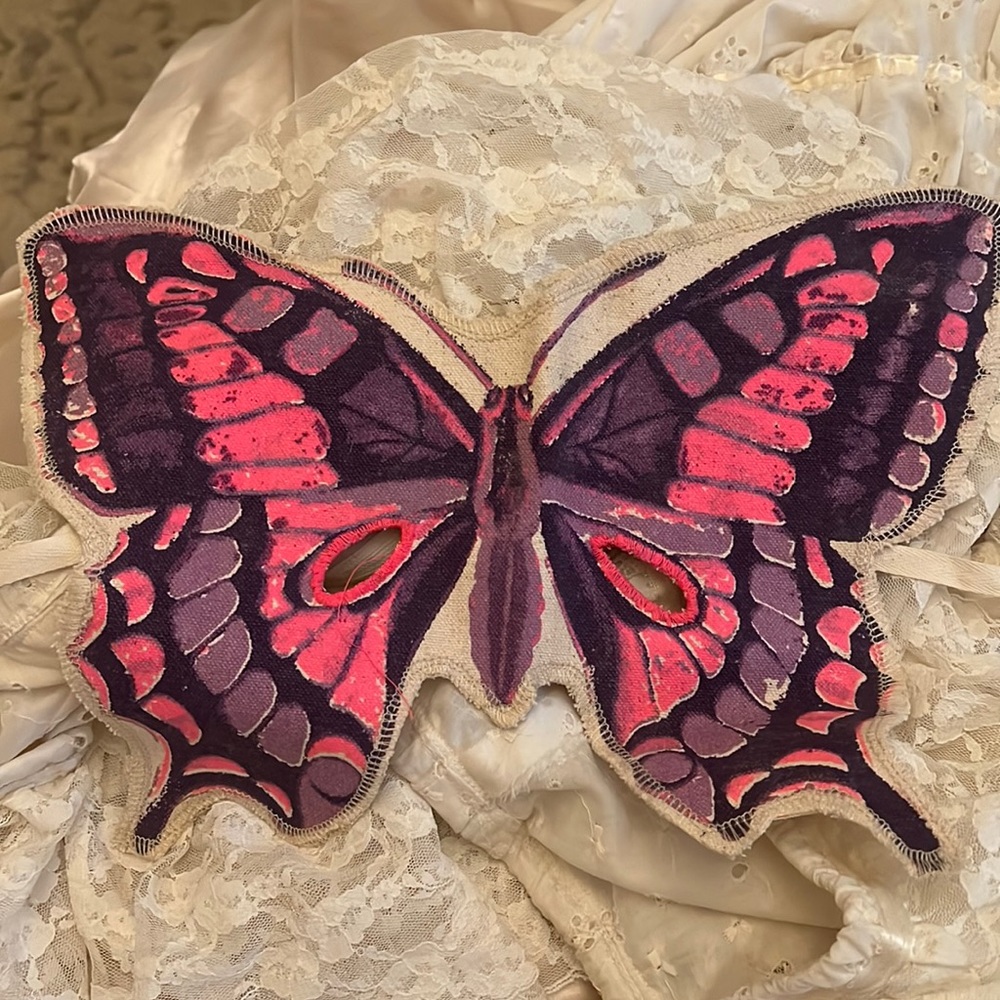 Butterfly face mask